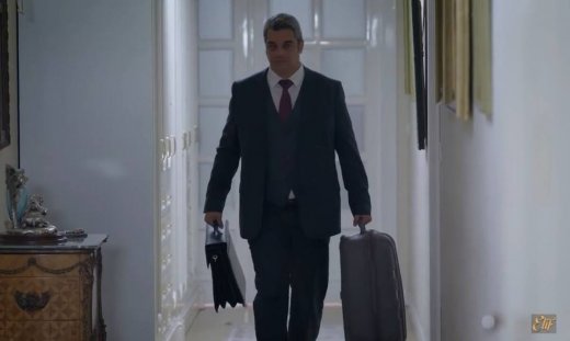 Elif: Ο Ταρίκ αποφασίζει να φύγει από τη χώρα με καράβι