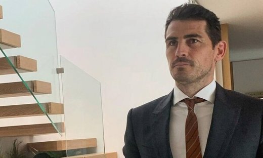 Ίκερ Κασίγιας: Φτιάχνει αντιπυρικές ζώνες μαζί με τους συγχωριανούς του (vid&pics)