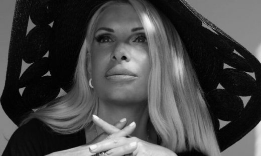 Ελένη Μενεγάκη: Το γεύμα με τους συνεργάτες της πριν την πρεμιέρα και τα γέλια μέχρι δακρύων!