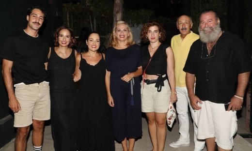 Οι Άγριες Μέλισσες πήγαν... θέατρο!