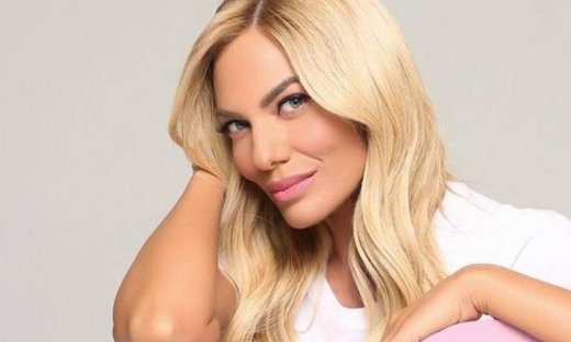 New look! Η Ιωάννα Μαλέσκου άλλαξε τα μαλλιά της-Είναι άλλος άνθρωπος (video)