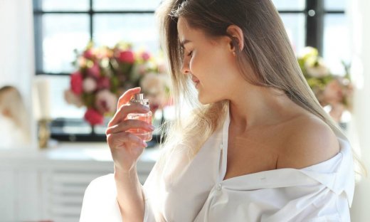 10 αρώματα για να διαλέξεις ποιο θα φοράς όλο το φθινόπωρο