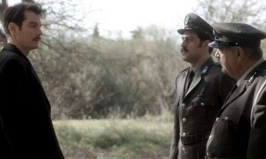 Άγριες Μέλισσες spoiler: Ο Προύσαλης κάνει πως είναι υπερ της Χούντας!