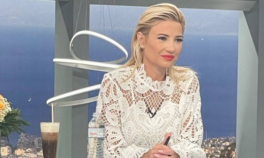 Φαίη Σκορδά: Τα μυστικά του Βασίλη Μπουλούμπαση για να πετύχεις το χτένισμά της