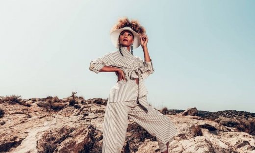 Shaya: Μόνο εκείνη θα μπορούσε να εμφανιστεί έτσι στη Μύκονο