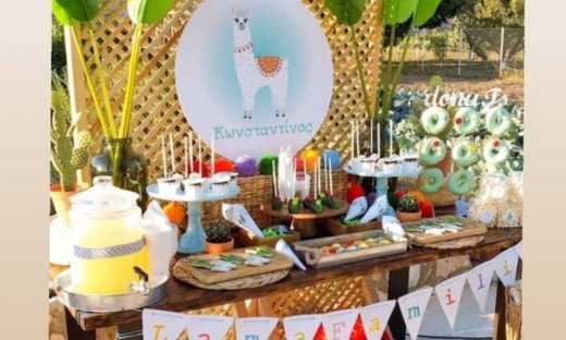 Γνωστή Ελληνίδα ηθοποιός βάφτισε τον τεσσάρων μηνών γιο της (εικόνες)