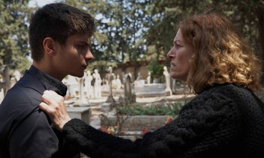 Η Γη της Ελιάς: Πυροβολούν την Χάιδω και τον Φίλιππο