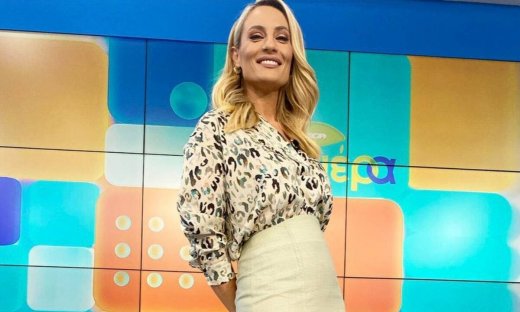 Η Ελεονώρα Μελέτη με πουκάμισο με prints: Μάθε πώς θα το φορέσεις κι εσύ με στυλ