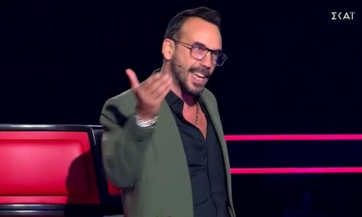 The Voice: Ο Σάκης τον μπλόκαρε και ο Μουζουράκης του αφιέρωσε... επικό ποίημα!