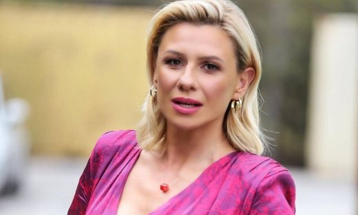 Η πρώτη συνέντευξη της Καραβάτου μετά τον χωρισμό: «Είμαι σε μια νέα αρχή σε όλους τους τομείς»