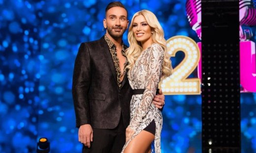 J2US-Καινούργιου:  Το απίθανο σχόλιο του συντρόφου της για το ντουέτο με τον Κοκλώνη (photo)