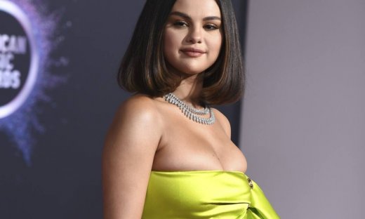 Η Selena Gomez έκανε το απόλυτο κούρεμα της σεζόν