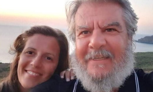 Βασίλης Χαλακατεβάκης: Η 1η βόλτα με την μπέμπα του στην θάλασσα (vid)