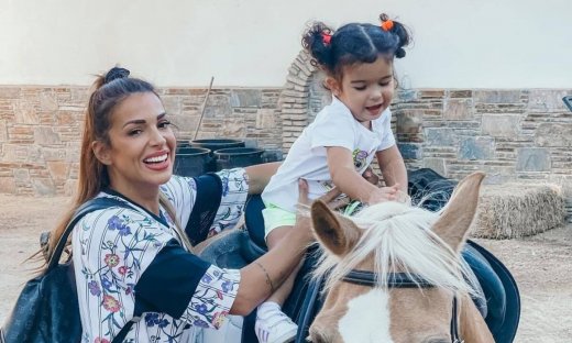 Ελένη Χατζίδου: Εκκολαπτόμενη pastry chef η κόρη της (εικόνες)