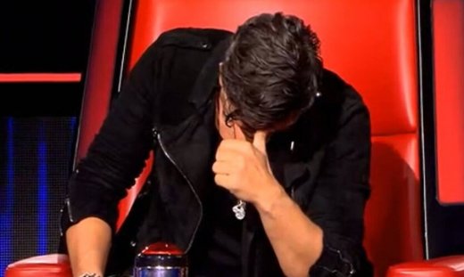 The Voice: Γονάτισαν από τα γέλια με τις επικές ατάκες του Μουζουράκη: Οι φωνές μέσα μου μου λένε...