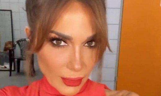 Βανδή: Έλαμπε στην πρώτη εμφάνιση στο J2US μετά το ταξίδι με τον Μπισμπίκη - Χαμός στο Twitter