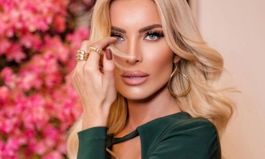 Πώς θα πετύχεις τα ζουμερά χείλη της Κατερίνα Καινούργιου