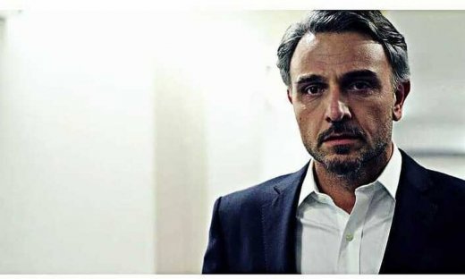 Φάνης Μουρατίδης: Μιλά για τον σεβασμό στον ηθοποιό και περνά το δικό του ηχηρό μήνυμα