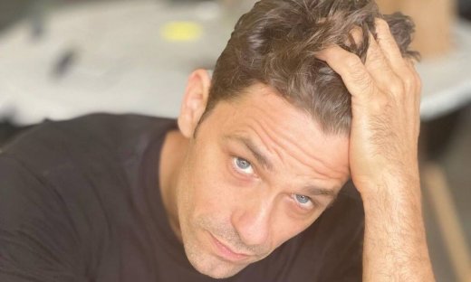 Αποστόλης Τότσικας: Δεν ξέρω αν μπορείς να το διαχειριστείς όταν σε προδίδουν κοντινοί σου άνθρωποι