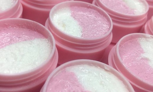 6 DIY lip scrubs για βελούδινα χείλη κάθε μέρα!