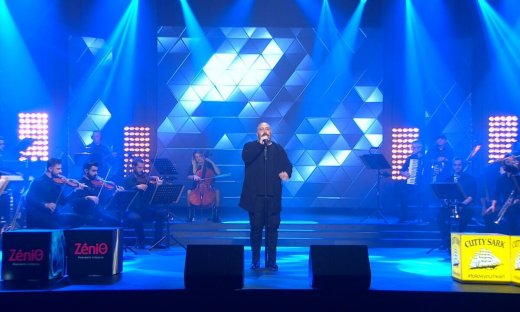 Η πρώτη τηλεοπτική εμφάνιση του Γιώργου Αλκαίου μετά από 11 χρόνια! (photos)