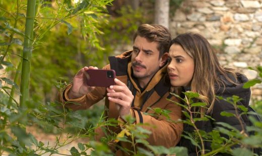 Χαιρέτα μου τον πλάτανο: Ο Παναγής και η Κατερίνα είναι αποφασισμένοι να ξεσκεπάσουν τους Αργυρούς.