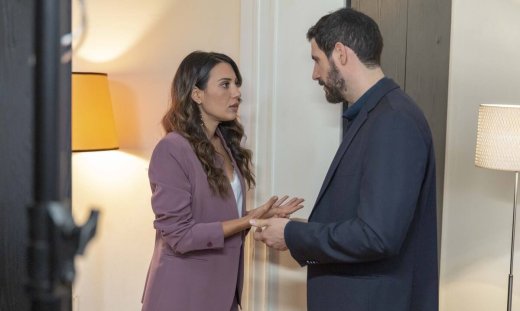 Σασμός: Πόσο ακόμα θα κρατά δέσμια τη Στέλλα η σκιά του παλιού της έρωτα