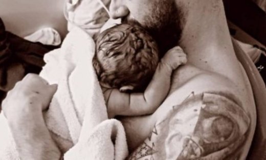 Γνωστός Έλληνας ηθοποιός έγινε για πρώτη φορά μπαμπάς (εικόνες)