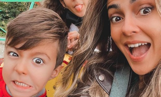 Αγγελική Δαλιάνη: Σελφάρει με τον γιο της - Δείτε φώτο