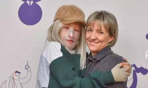 Ιωάννα Παλιοσπύρου: Η συγκλονιστική συνάντηση με τη μητέρα της Γαρυφαλλιάς και τα λόγια καρδιάς