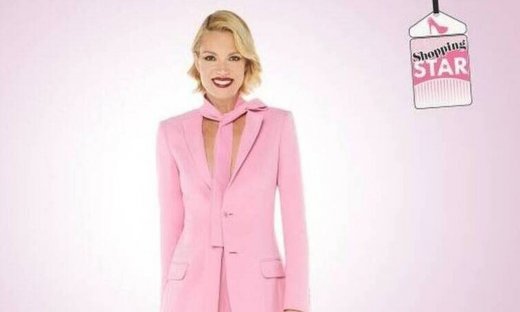 Shopping Star: Εντυπωσιακή σε κοπή πίτας