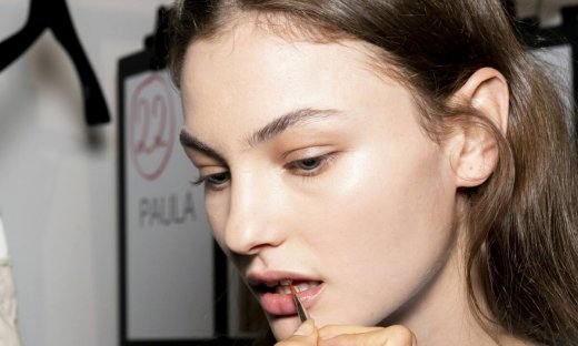 Πώς θα φοράς το κραγιόν σου σαν επαγγελματίας