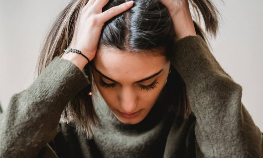 Ημικρανίες τέλος! 7 σπιτικές «συνταγές» για να τις καταπολεμήσεις