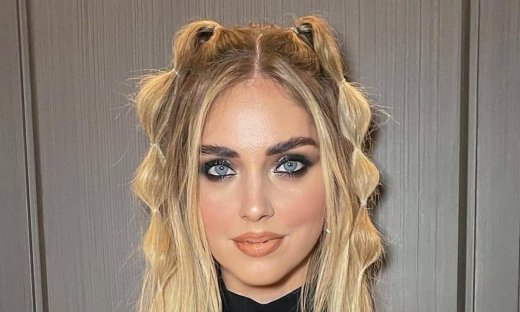 Αυτό είναι το νέο hot χτένισμα του 2022 - Έτσι θα το φτιάξεις μόνη σου