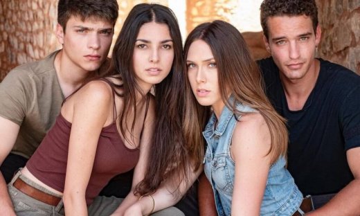 Γη της ελιάς: Ισμήνη και Μυρτάλη είχαν εγκαίνια αλλά το Twitter έσταξε... φαρμάκι (photos)