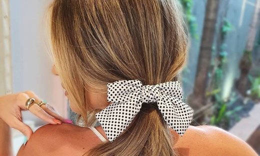 5 DIY μάσκες για απαλά και λαμπερά μαλλιά