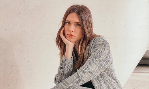 Αφροδίτη Λιάντου: Έχει γενέθλια και το γιορτάζει - Η έκπληξη που της ετοίμασαν οι συνάδελφοι της