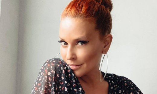 Το αγαπημένο αξεσουάρ της Σίσσυς Χρηστίδου έχει κάτι από 80s