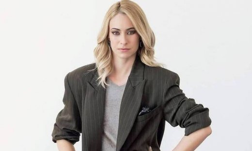 Σοφία Μανωλάκου: «Η ψυχοθεραπεία με βοήθησε πάρα πολύ και με ωρίμασε πολύ μέσα μου»