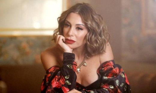 Μαρία Καρλάκη στο Mega Καλημέρα: «Μπήκε έξαλλος στο καμαρίνι, έβγαλε ένα αιχμηρό αντικείμενο»