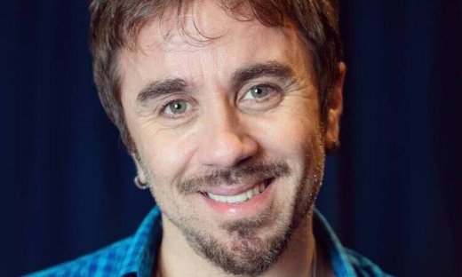 Τσαλταμπάσης: «Ένας κύριος με αγκάλιαζε και δεν ήξερα πώς να τον ξεκολλήσω, ήταν και μεγαλόσωμος»