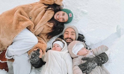 Χριστίνα Μπόμπα: Ετοίμασε το πιο healthy γέυμα για τις δίδυμες- Το βίντεο και η τρυφερή συνομιλία!