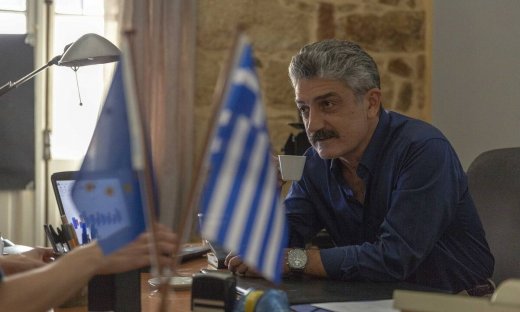 Σασμός: Ο Αντώνης μαθαίνει τον προδότη του τμήματος