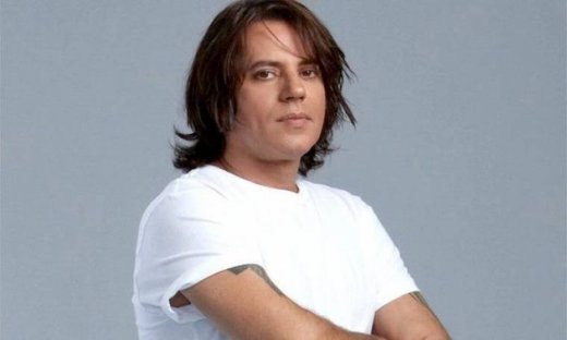 Η συγκινητική εξομολόγηση του Δημήτρη Κοργιαλά: «Πέρασα κρίση πανικού, νιώθεις ότι πεθαίνεις»