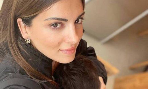 Σταματίνα Τσιμτσιλή: Ο γιος της μεγάλωσε πολύ - Σε ποιον μοιάζει (εικόνες)