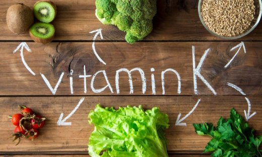 Βιταμίνη Κ: Μελέτη αποδεικνύει ότι προστατεύει τον εγκέφαλο από γνωστική επιδείνωση