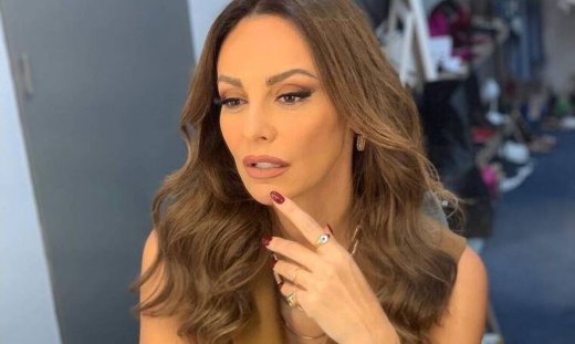 Έξω φρενών η Μπέττυ Μαγγίρα με τον Εμμανουήλ: «Είναι απαράδεκτο, υπάρχουν δύο οικογένειες έξω»