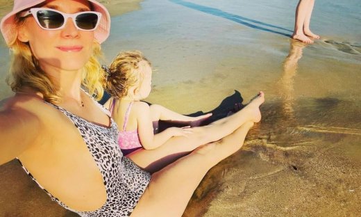 Η ηθοποιός που έφτασε στα άκρα για να προστατεύσει την κόρη της από τους παπαράτσι