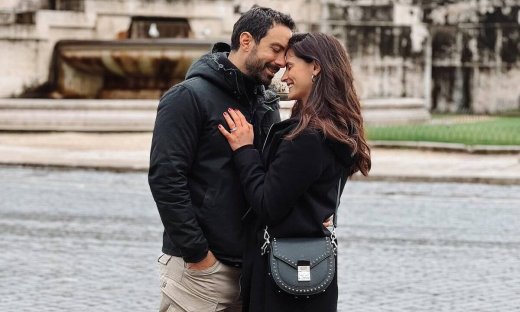 Μπόμπα: Πασχαλινές διακοπές με τις δίδυμες – Η στιγμή που έκανε τον Τανιμανίδη να ξεσπάσει σε γέλια