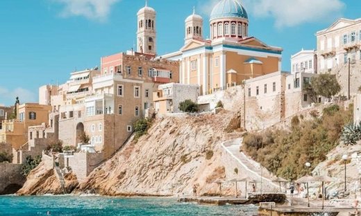 5 νησιά κοντά στην Αθήνα για να δραπετεύσεις το τριήμερο της Πρωτομαγιάς